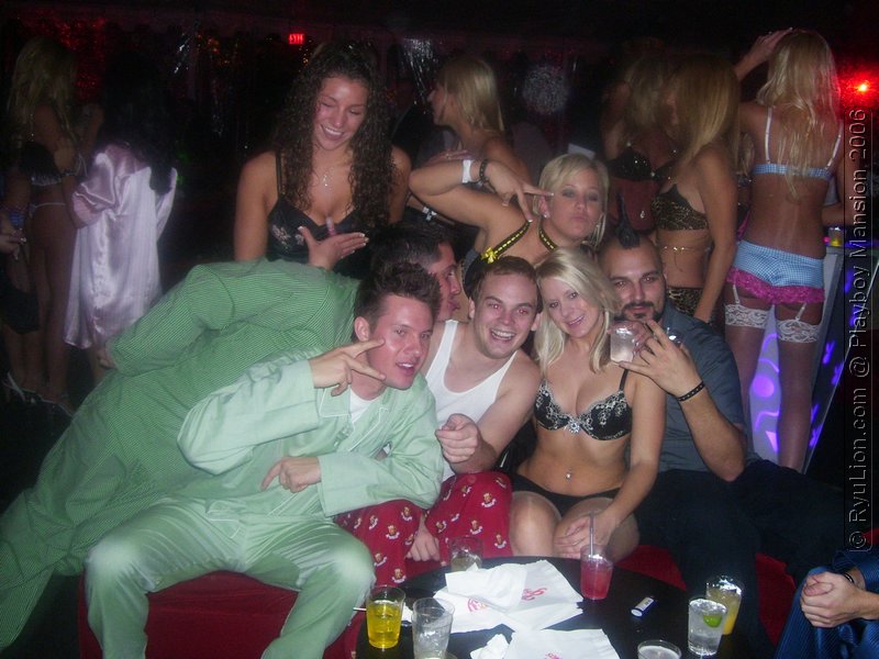 100_0508.JPG Playboy Mansion WebMaster Pajama Party 2006