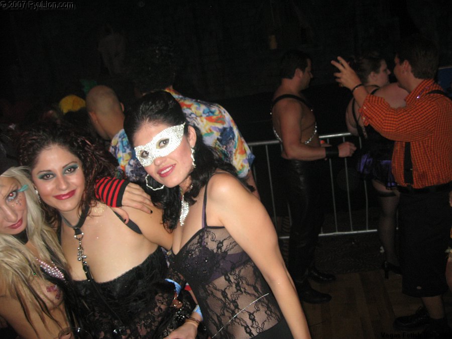Vegas Fetish Ball Halloween Party Pics img_0402