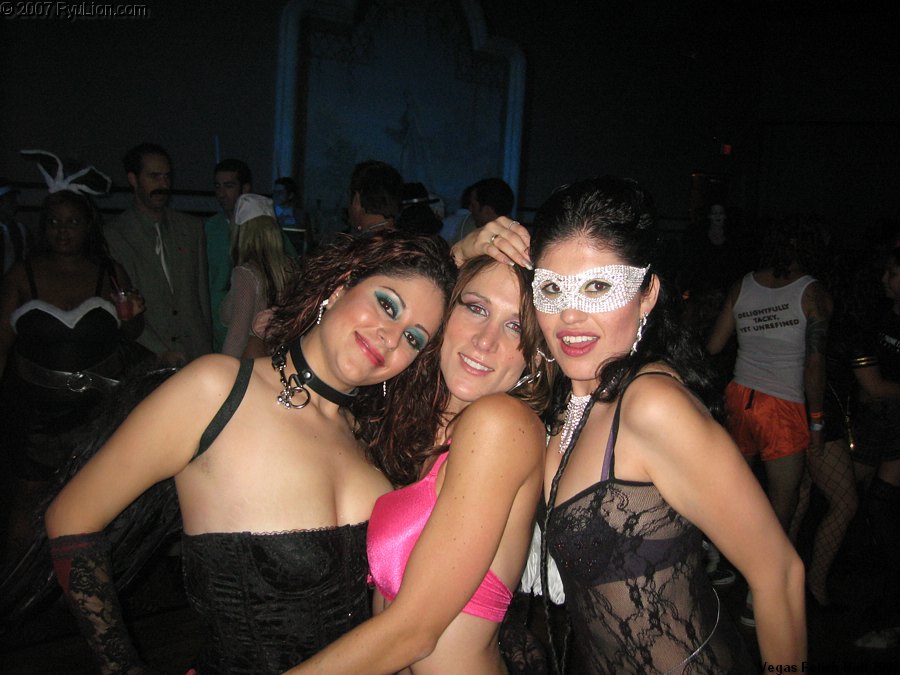 Vegas Fetish Ball Halloween Party Pics img_0449