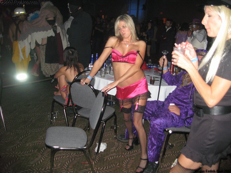 Vegas Fetish Ball Halloween Party Pics img_0455